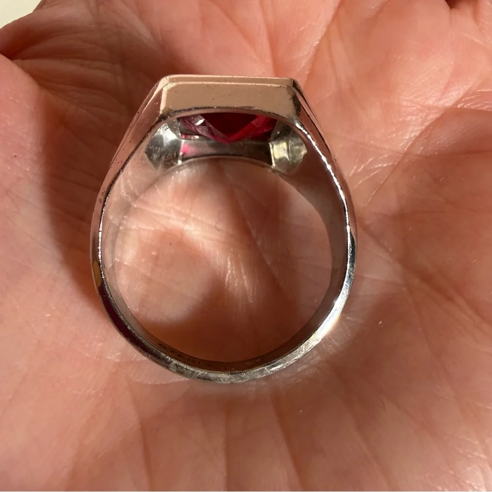 Vargas Art deco 1940’s antique Sterling silver emerald cut red ruby Signet Ring - Picture 6 of 17